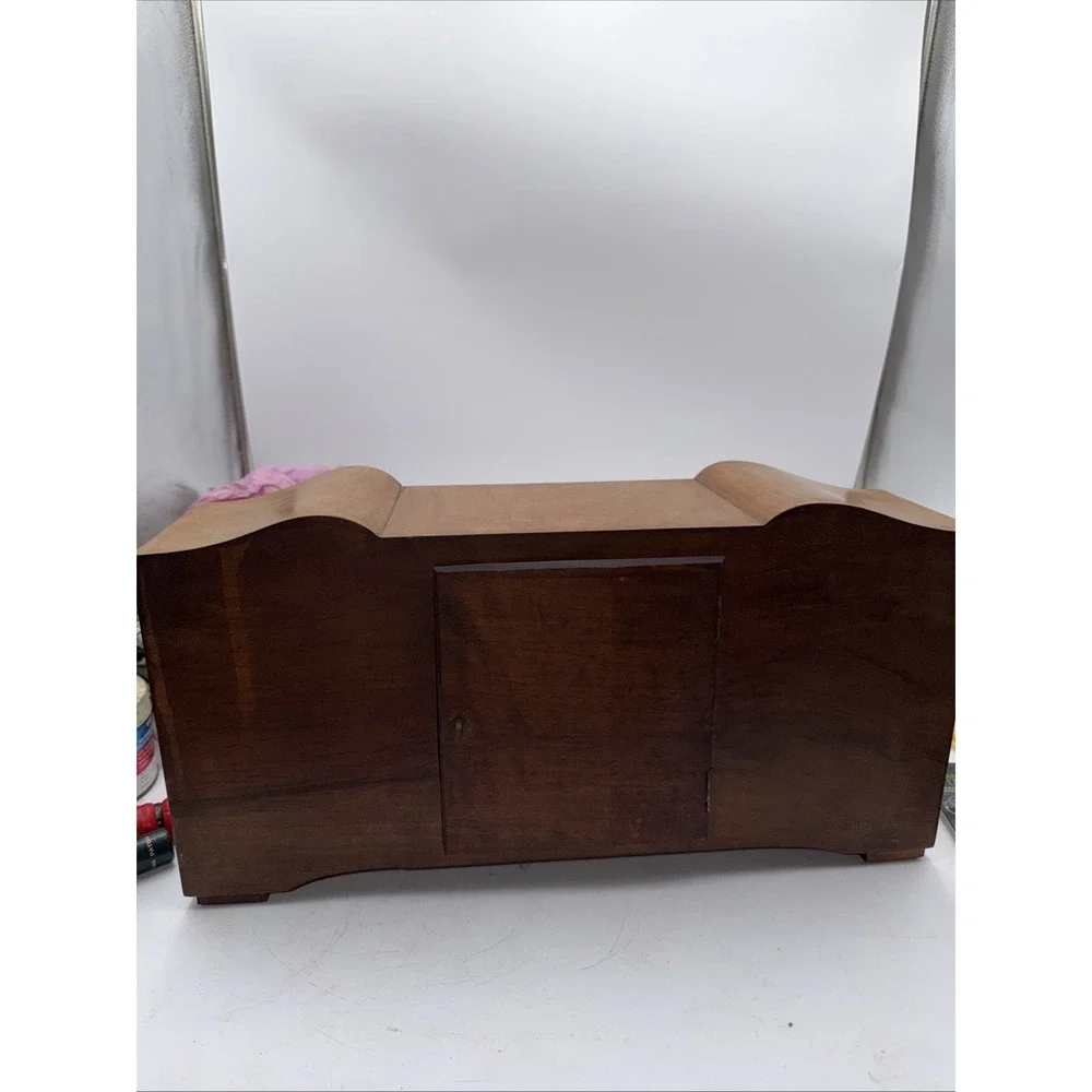 Antique Vintage Walnut Wood Art Deco Box Mantle Table Clock With Key Untested